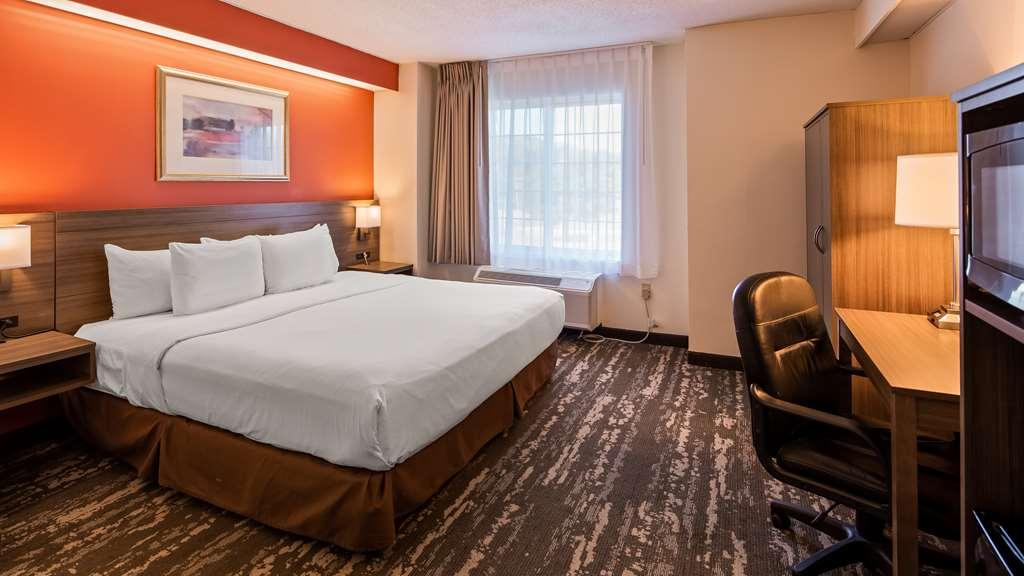 Charlevoix Inn & Suites Surestay Collection By Best Western Pokoj fotografie